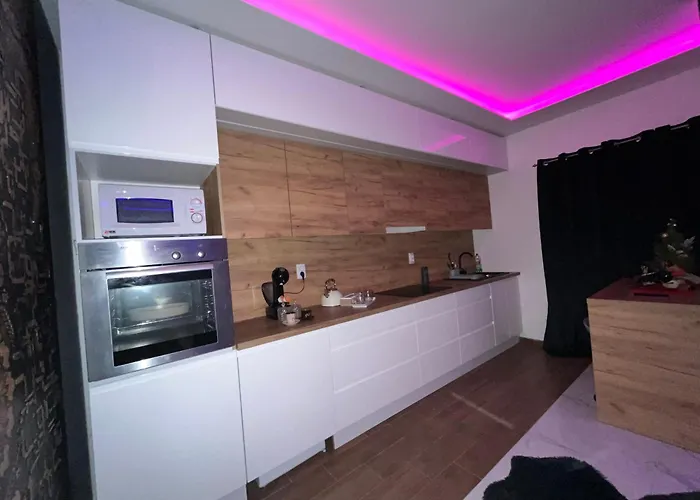 Apartman Delux Апартаменты *