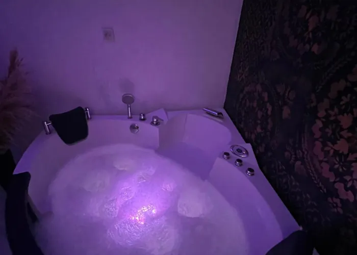 Апартаменты Apartman Delux *