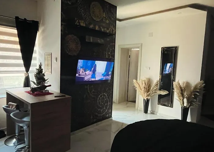 Apartman Delux Апартаменты